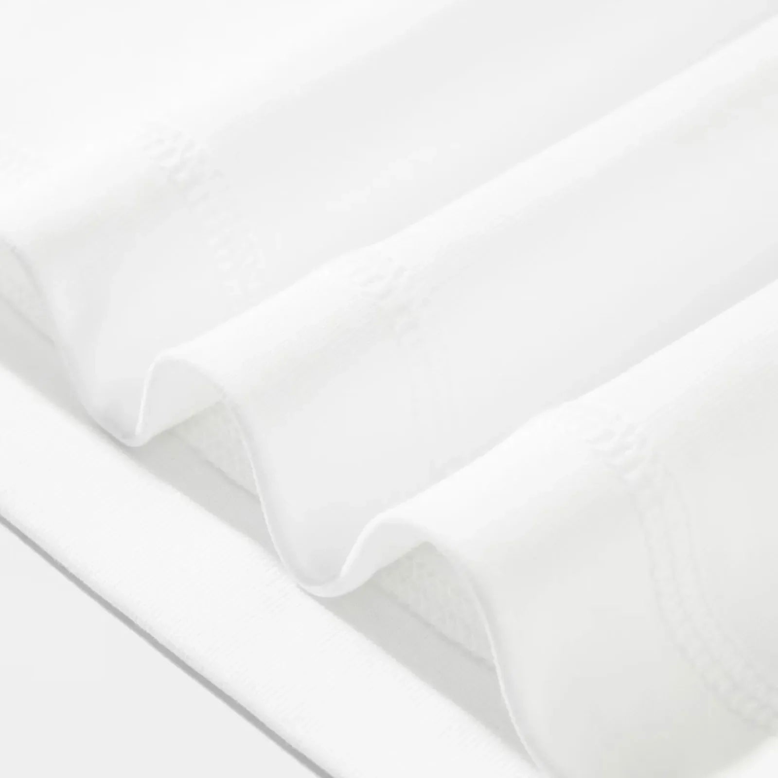 NEW Bratz Doll T Shirt Adult Sz XS Black Y2K Style Print Hot Topic vintage Washed Casual Soft Top For Everyday Wear streetwear