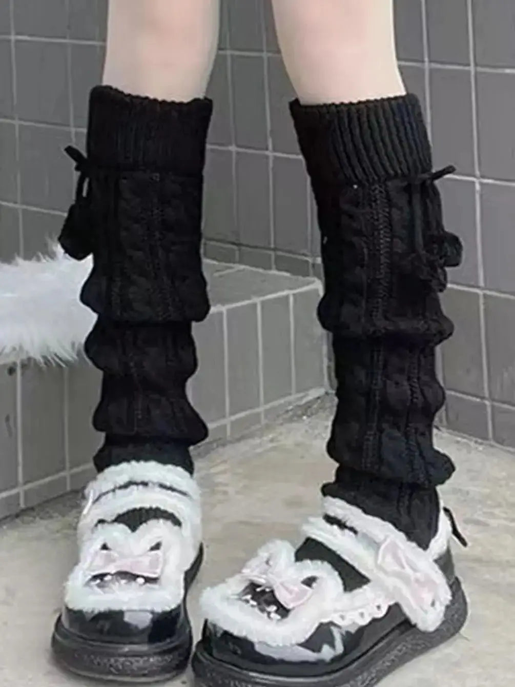 A pair of Japanese style Harajuku all-match heap mid-calf socks set white knitted y2k campus jk strap long leg set for women